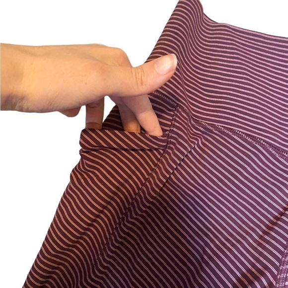 Athleta Salutation Stash Pocket II Textured 7/8 Tight Leggings - Picture 7 of 8